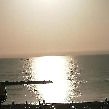 Bellavista Fronte Mare * سان بنيديتّو ديل ترونتو
