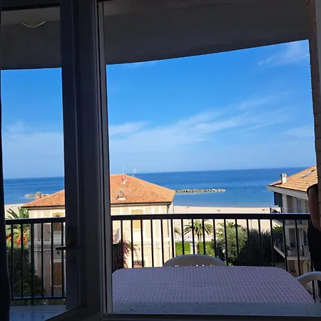 Bellavista Fronte Mare Apartment *